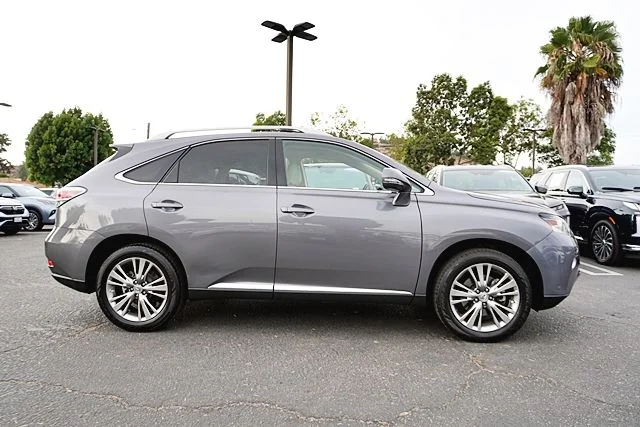 Used 2014 Gray Lexus 350 image 6