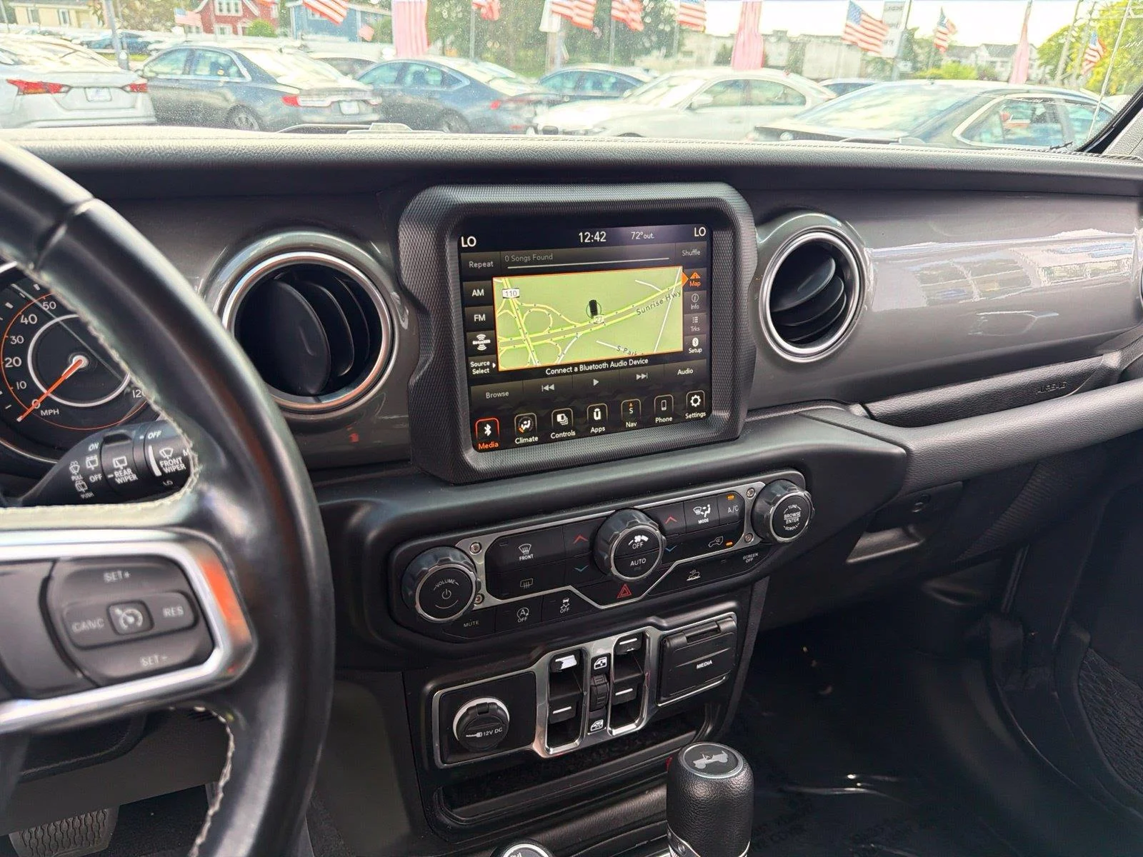 2022 Jeep Wrangler Unlimited Sahara - Photo 29