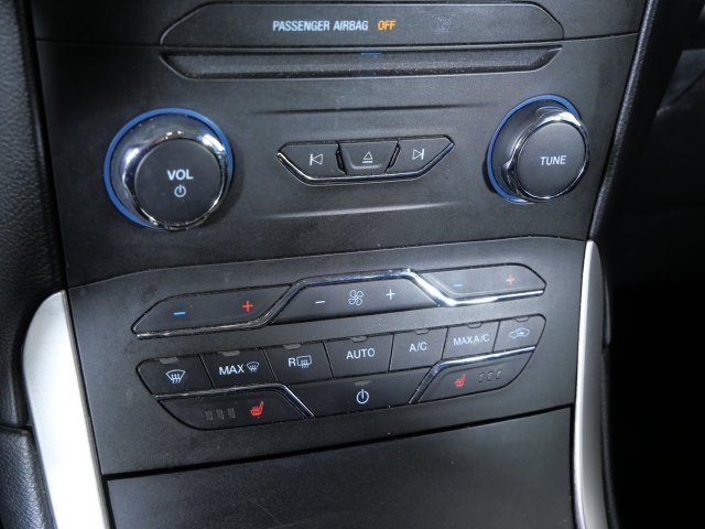 Used 2016 Gray Ford SEL image 25