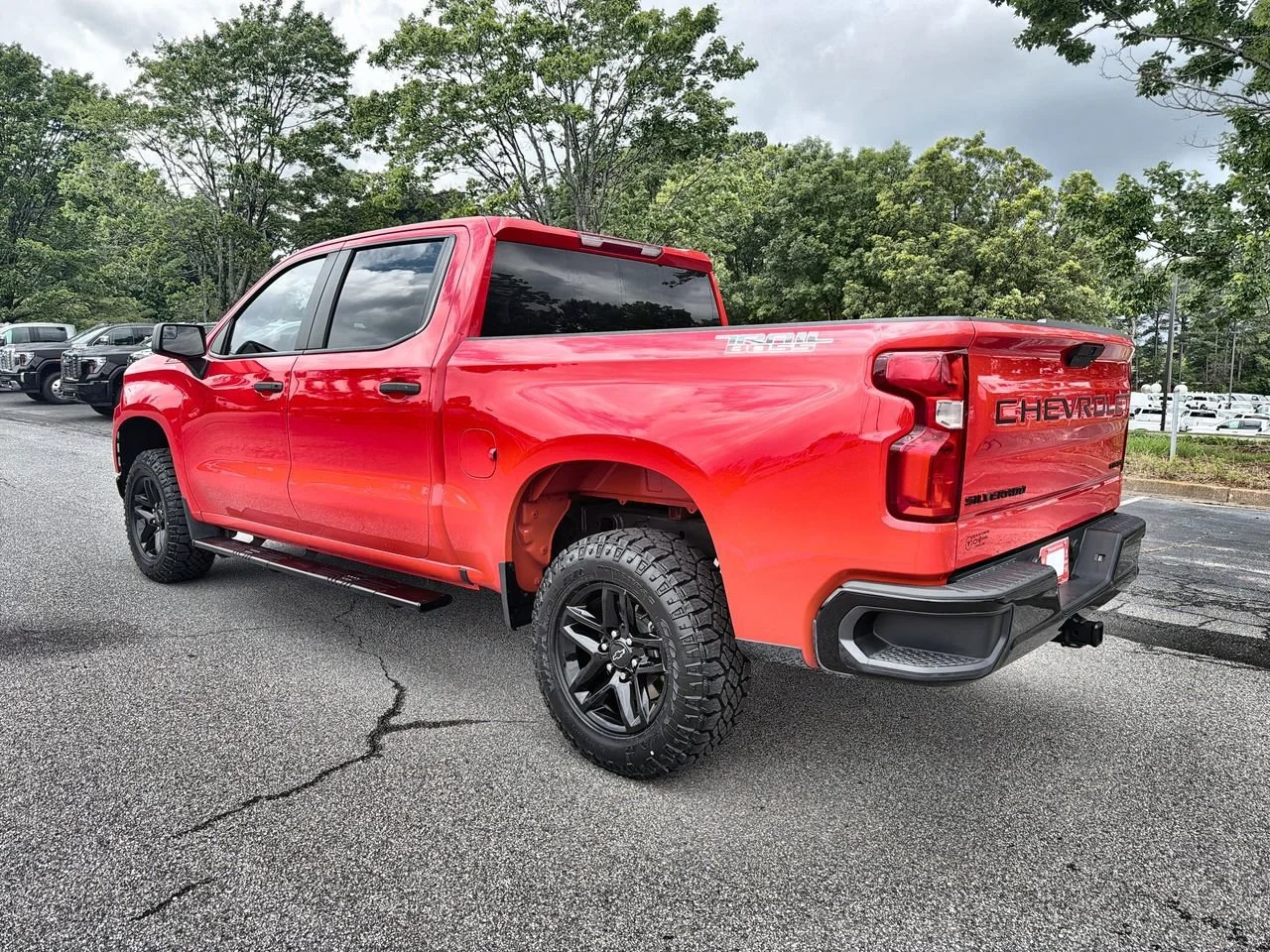 Used 2021 RED HOT Chevrolet Custom Trail Boss image 6