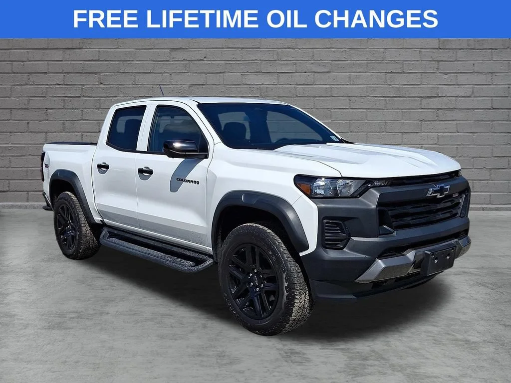 Used 2024 Summit White Chevrolet Trail Boss image 1