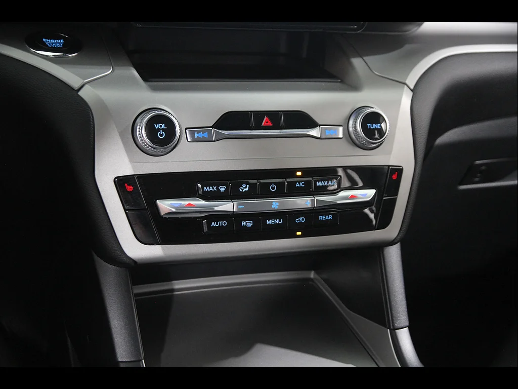Used 2022 Agate Black Ford XLT image 13