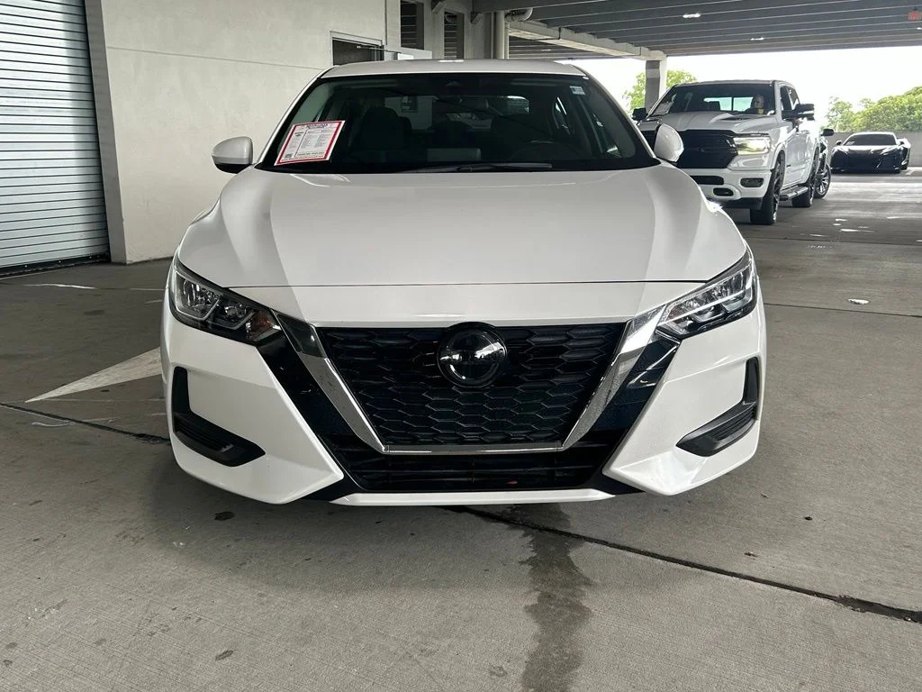 Used 2022 Aspen White TriCoat Pearl Nissan SV image 7