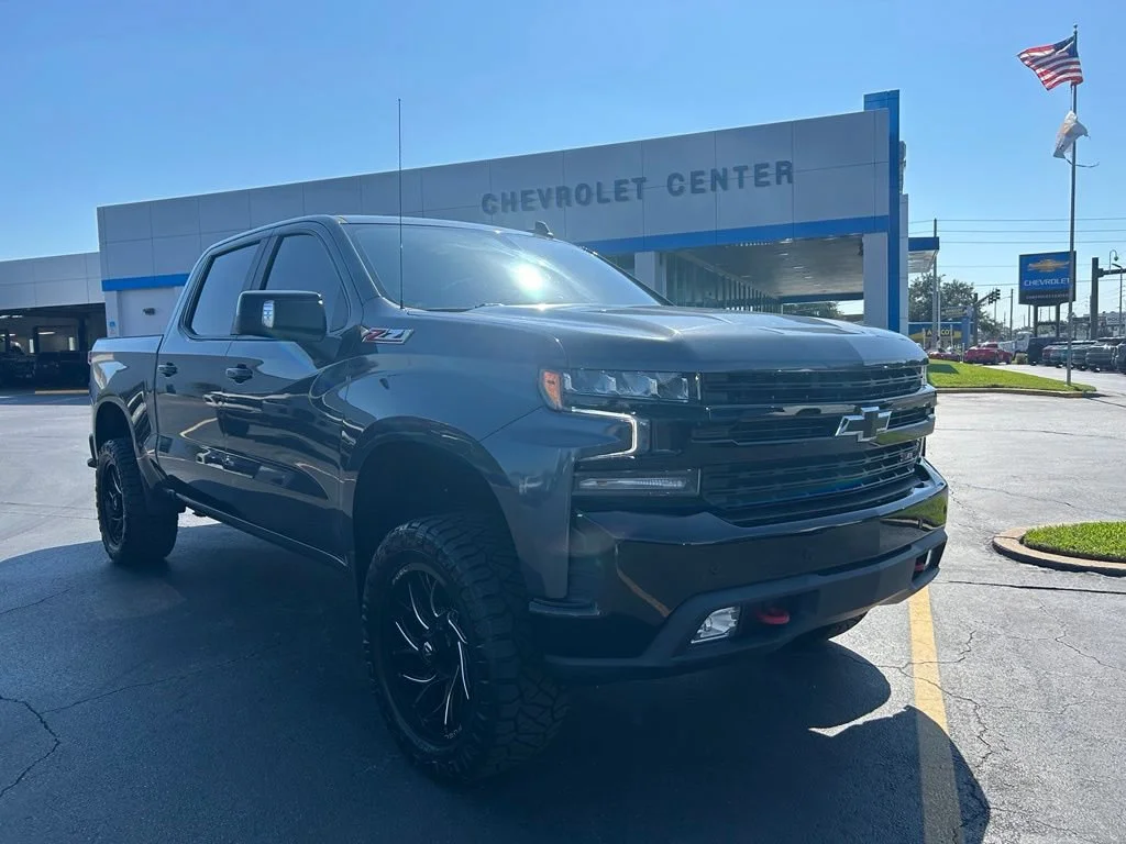 Used 2021 SHADOW GRAY METALLIC Chevrolet LT Trail Boss image 2