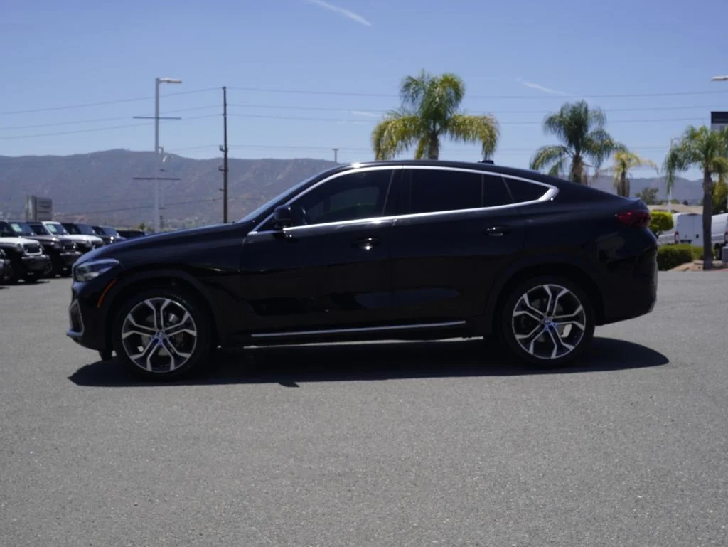 Certified Used 2022 Black BMW xDrive40i image 6