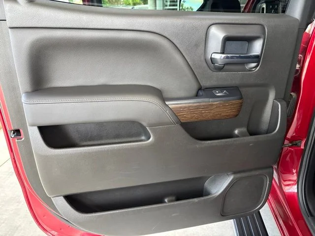 Used 2018 Red GMC Denali image 19