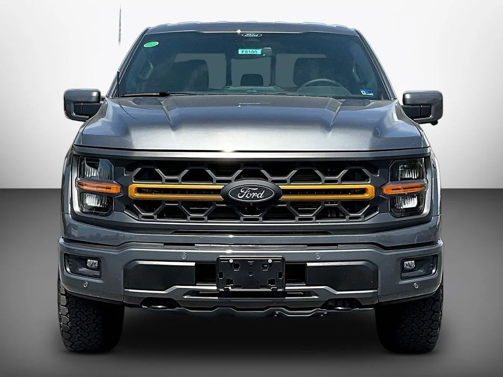 New 2026 Carbonized Gray Metallic Ford Tremor® image 14
