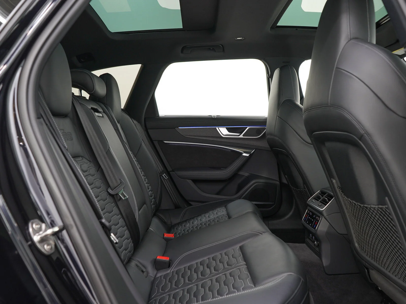 Used 2021 Mythos Black Metallic Audi 4.0 image 23