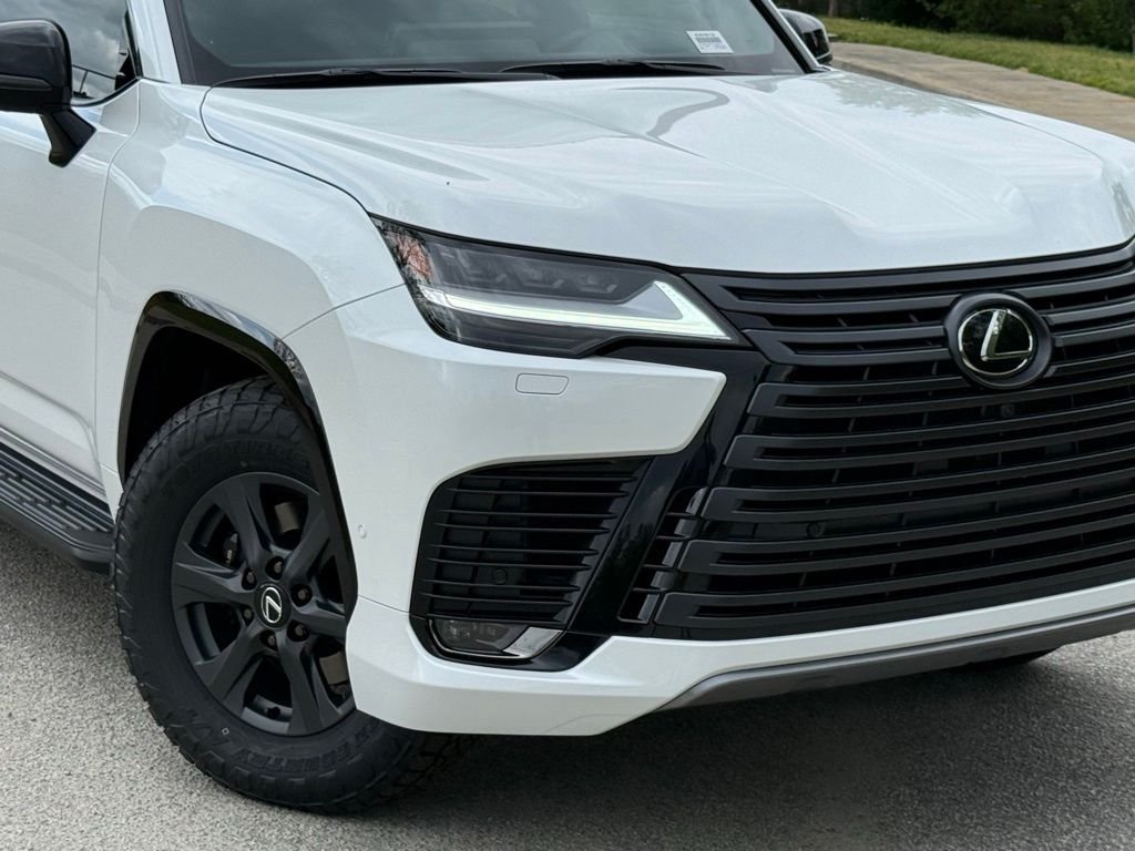 New 2026 Eminent White Pearl Lexus LX 700h OVERTRAIL image 6