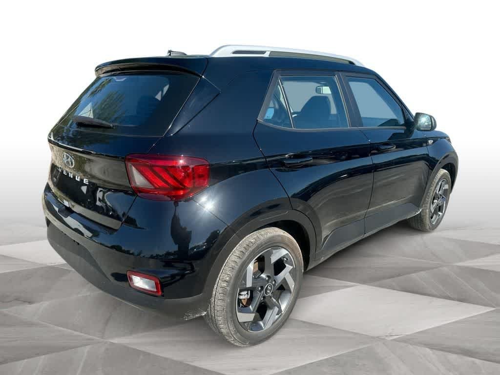 2026 Hyundai Venue SEL - Photo 8