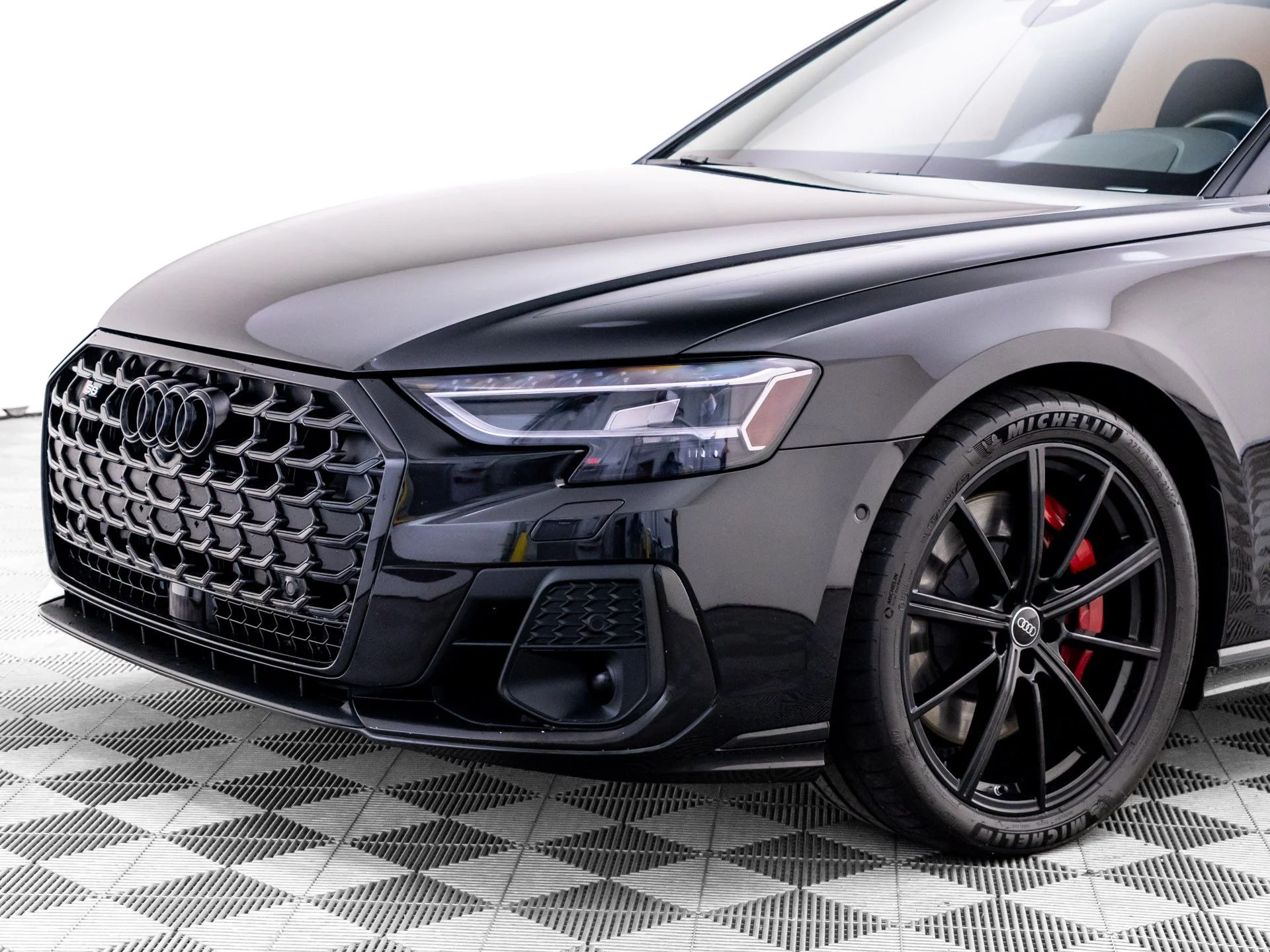 Used 2023 Black Audi 4.0T image 34