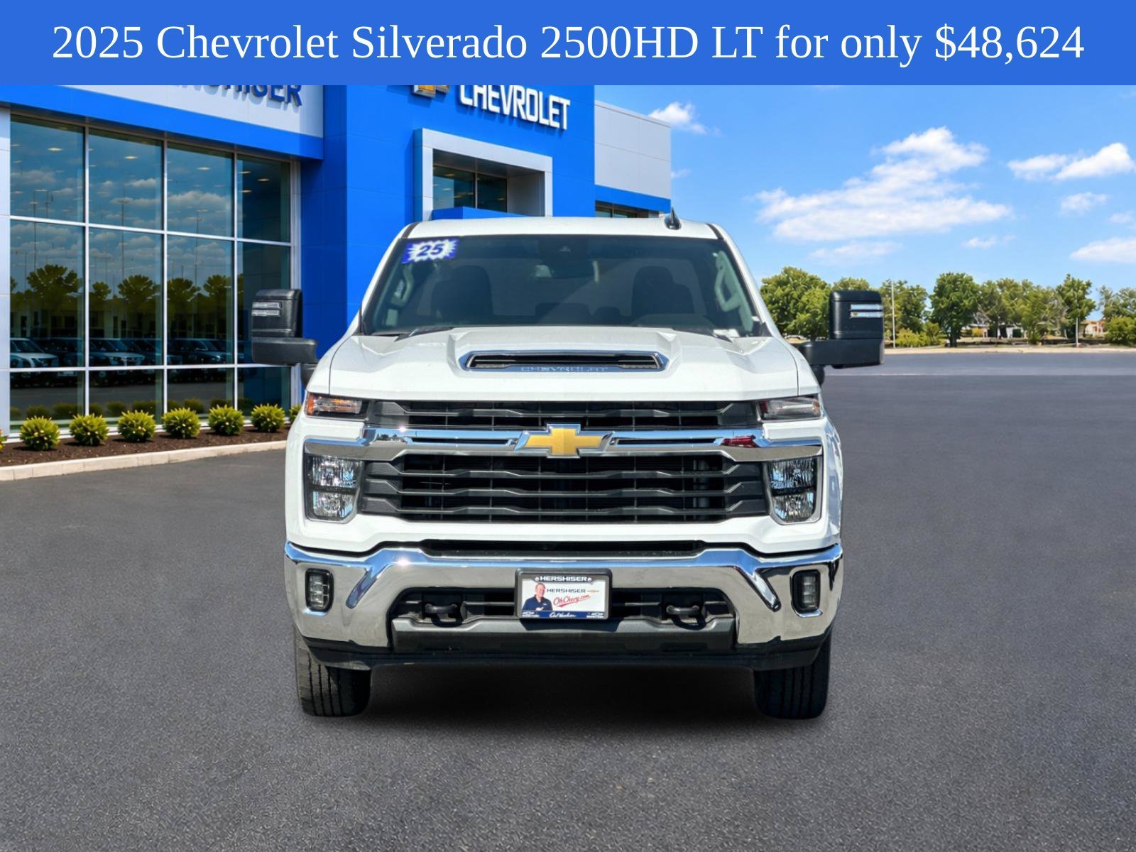 Used 2025 Summit White Chevrolet LT image 10