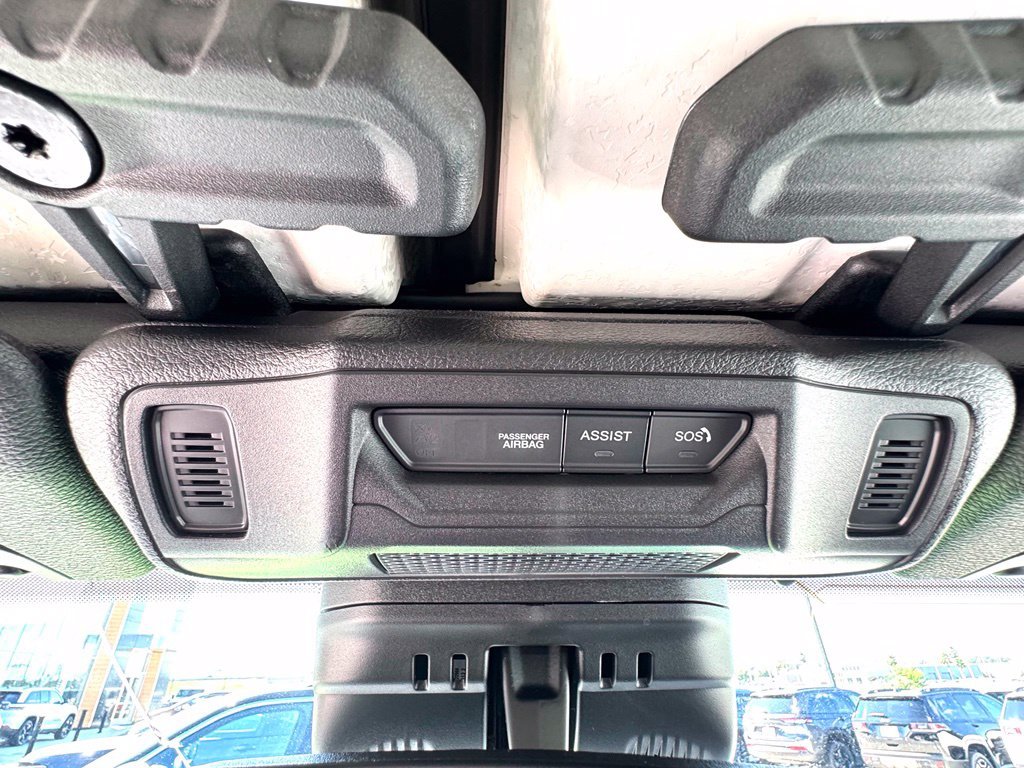 Used 2025 Green Jeep Rubicon image 37