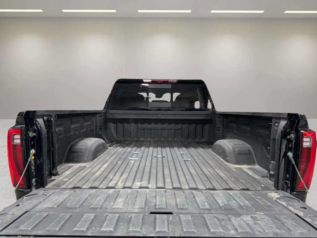 Certified Used 2024 Onyx Black GMC Denali image 32