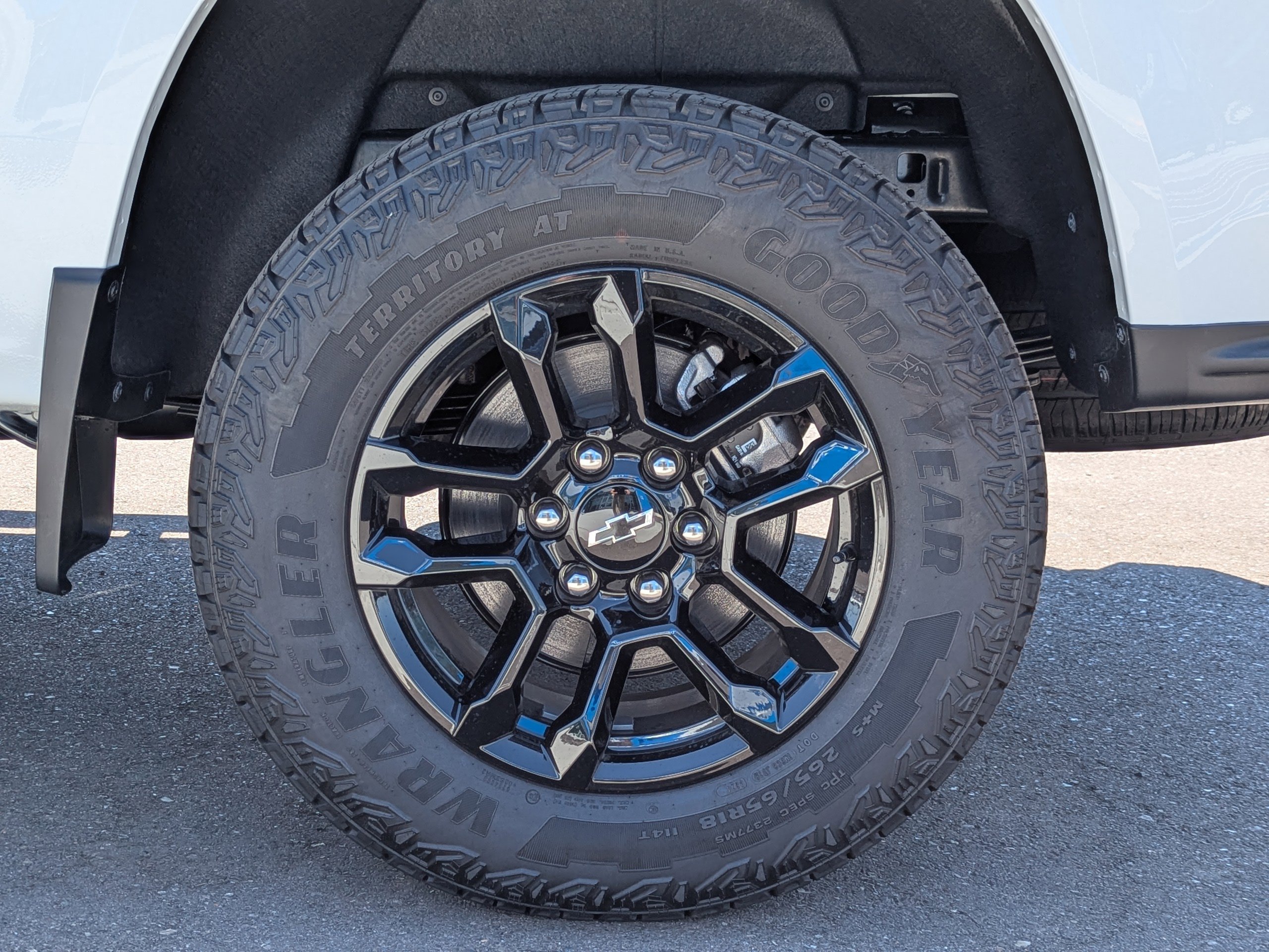 2025 Chevrolet Colorado Z71 - Photo 52