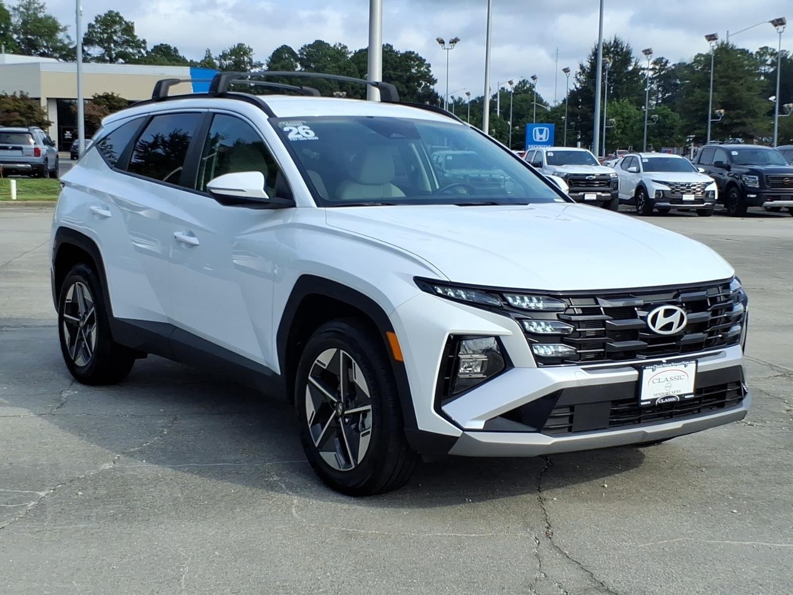 Used 2026 Creamy White Pearl Hyundai SEL Convenience image 5