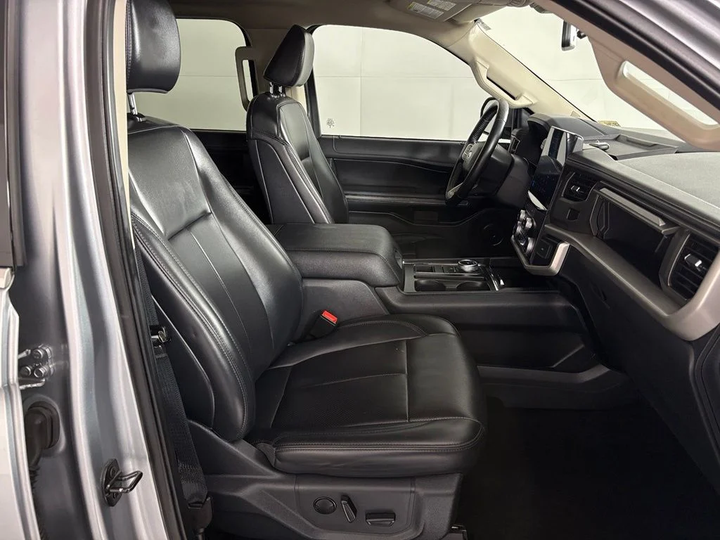 Used 2024 Silver Ford XLT image 50