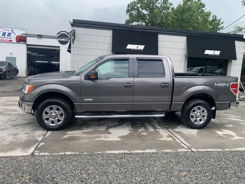 Used 2011 Gray Ford XLT Pickup 4D 5 1/2 ft image 7