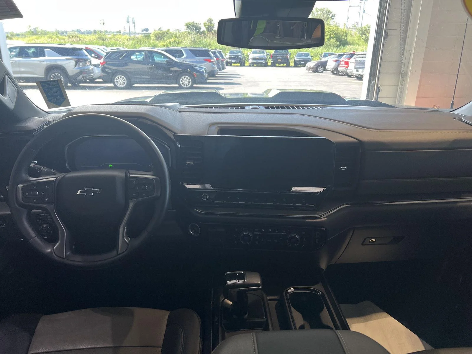 Used 2023 Black Chevrolet ZR2 image 13