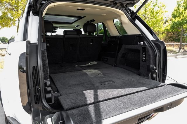 Certified Used 2024 White Land Rover SE image 60