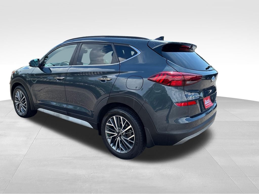 Used 2019 Blue Hyundai Ultimate image 3