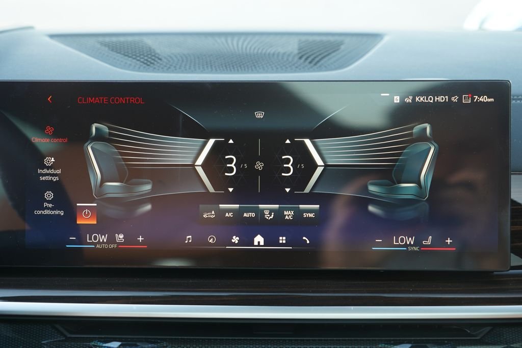 New 2026 Tanzanite Blue II Metallic BMW xDrive50e image 18