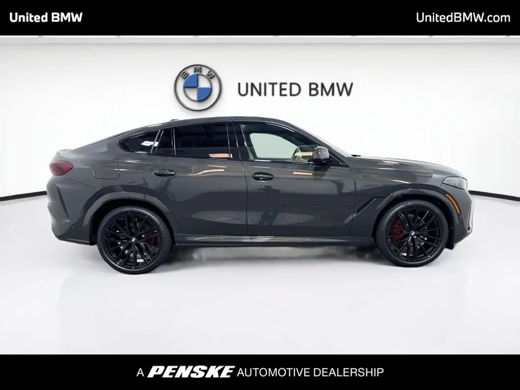New 2027 Dravit Grey Metallic BMW xDrive40i image 4