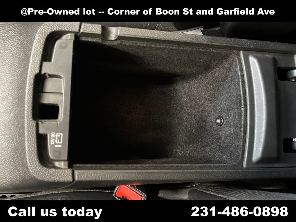 Used 2021  Jeep Laredo X image 25
