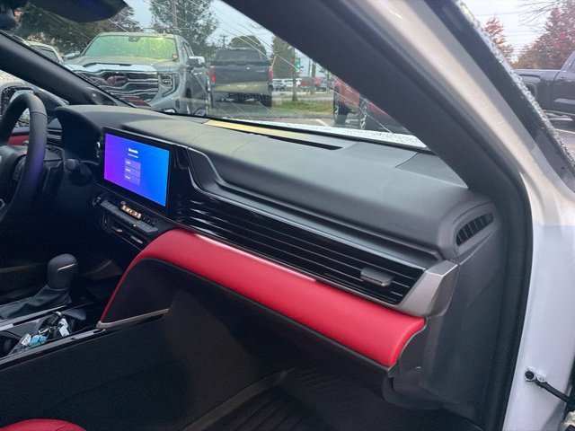 New 2026 Wind Chill Pearl with Midnight Black Metallic roof <sup>1</sup> Toyota  XSE AWD image 25
