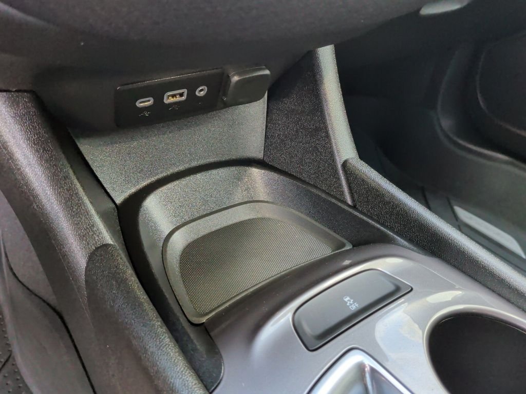 Used 2022 Gray Chevrolet LS image 26