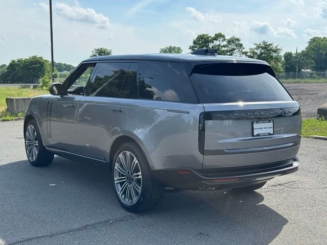 New 2026 Eiger Grey Land Rover SE LWB 7-SEAT image 3