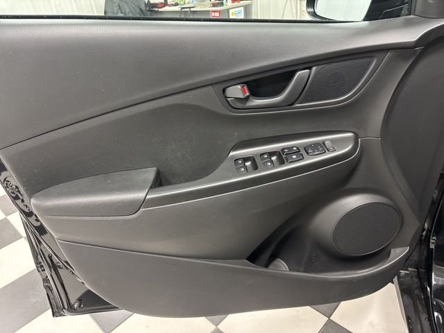 2023 Hyundai Kona SEL - Photo 10