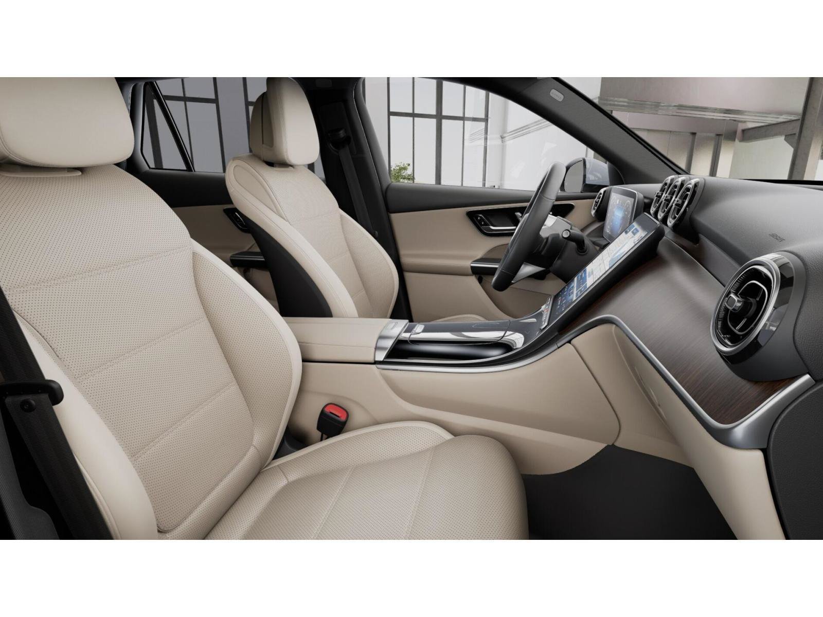 New 2026 Polar White Mercedes-Benz GLC 300 image 4