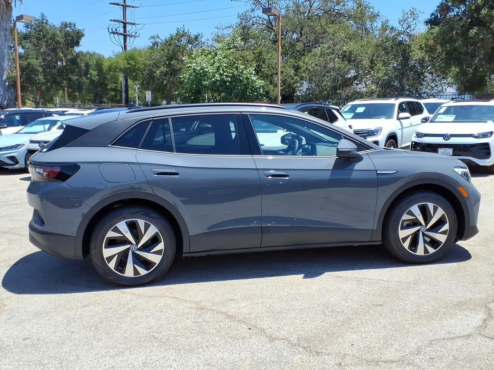 New 2026 Pure Gray Volkswagen Pro image 4