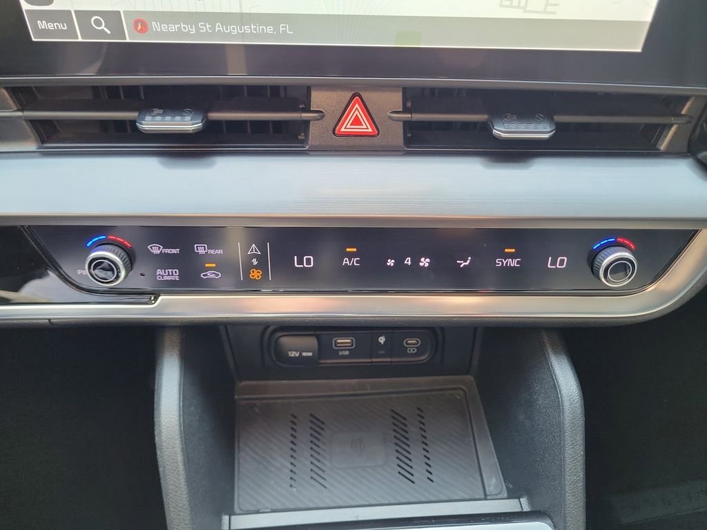 Used 2023 White Kia EX image 33