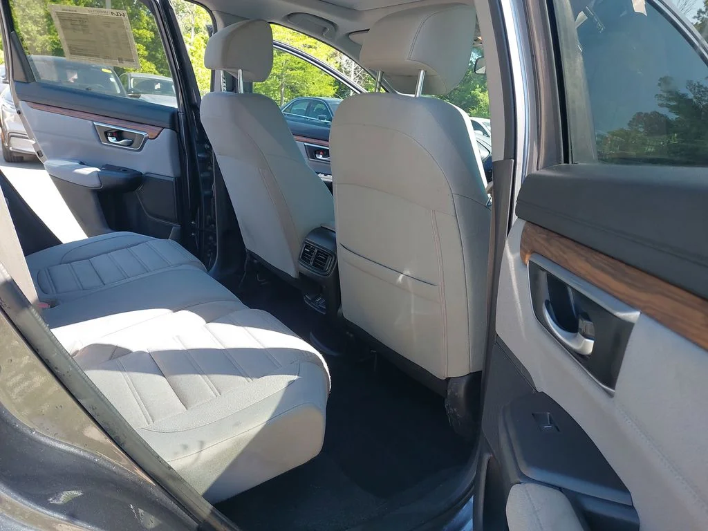 Used 2019  Honda EX image 11