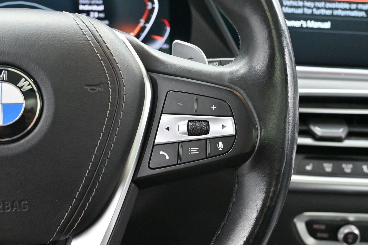 Used 2019 Mineral White Metallic BMW xDrive40i image 18