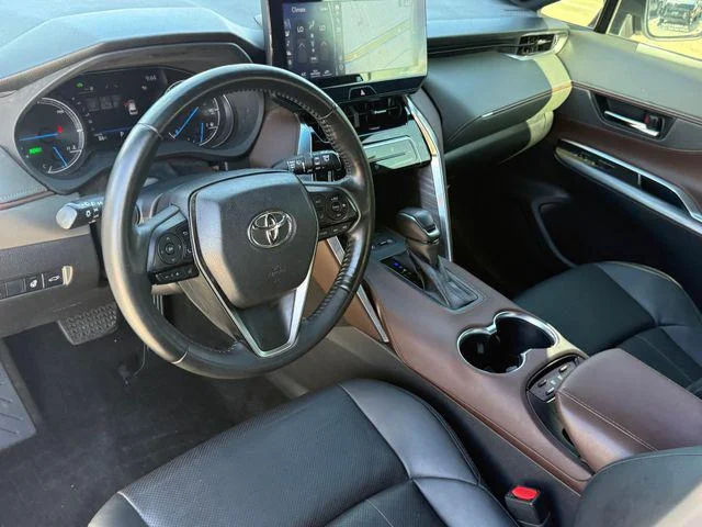 Certified Used 2021 BLIZZARD PEARL Toyota Limited image 10