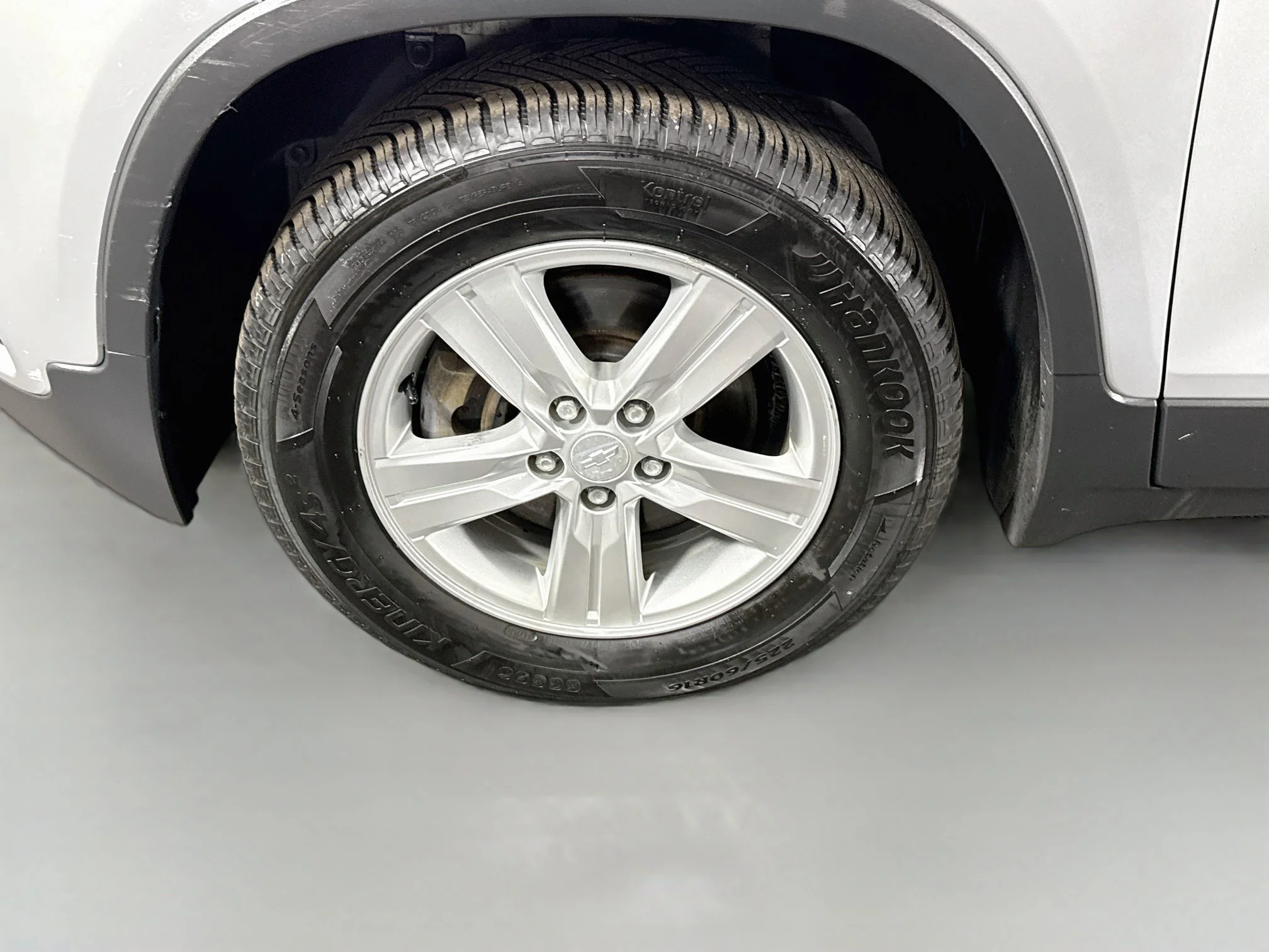 Used 2019 Silver Ice Metallic Chevrolet LS image 32