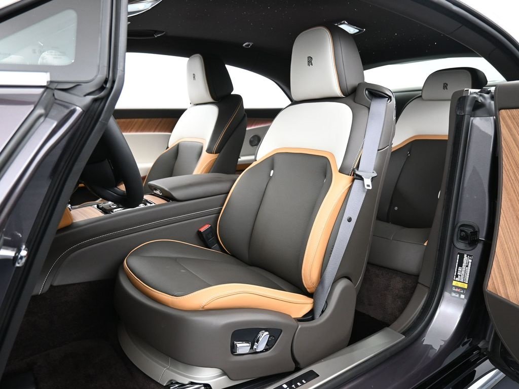 2026 Rolls Royce Spectre photo 4