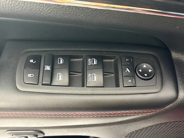 Used 2021 Red Jeep Trailhawk image 20