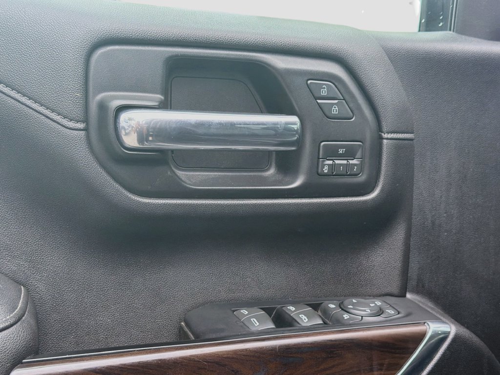 Used 2019 Brown GMC SLT image 18