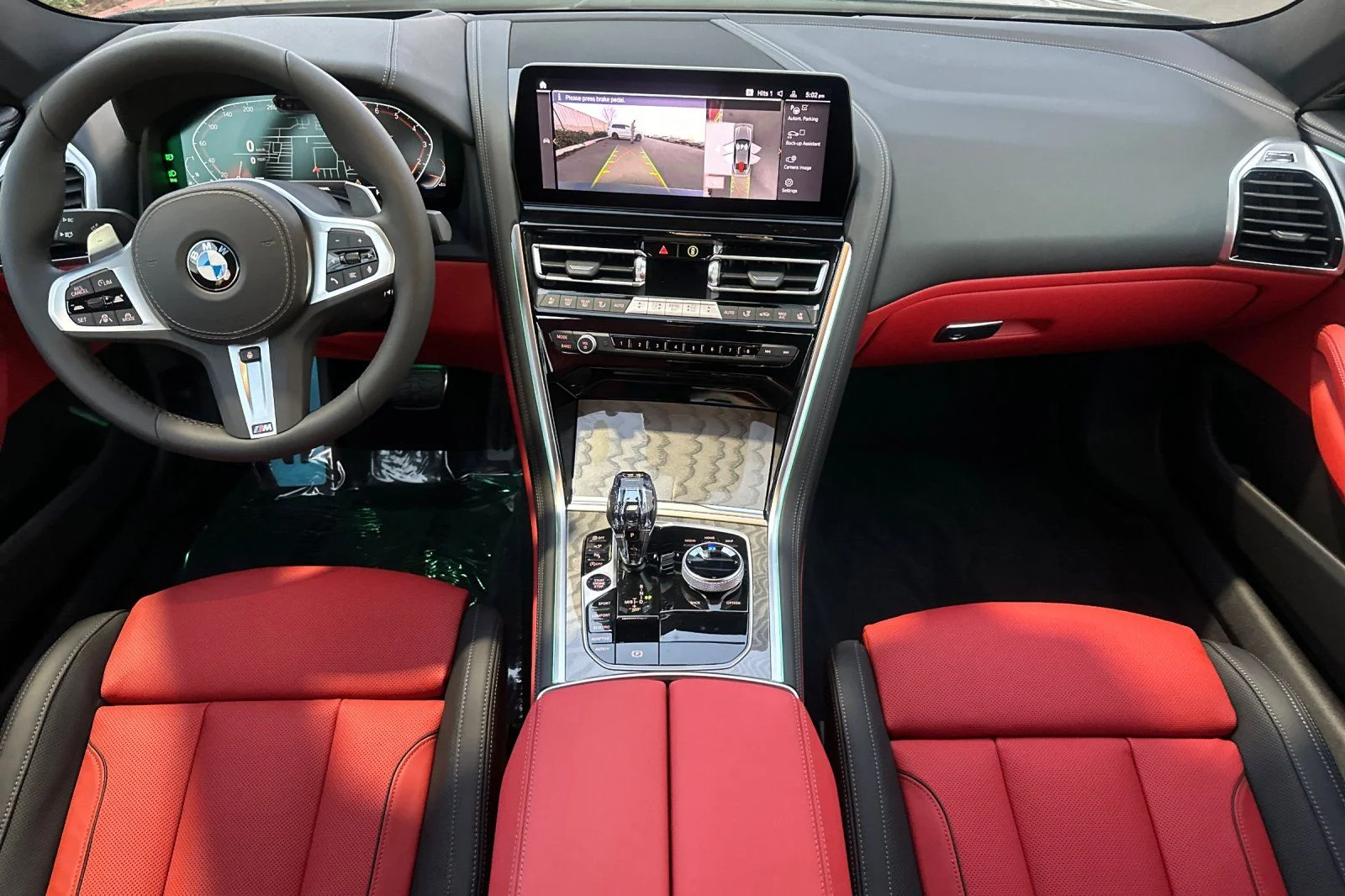 2026 BMW 8 Series 840i - Photo 10