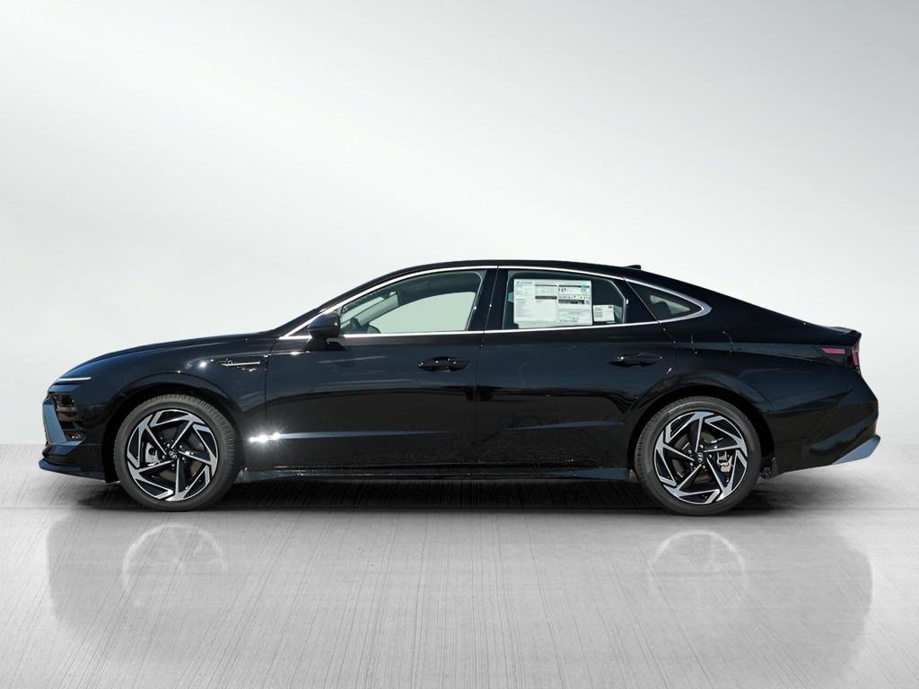 New 2026 Abyss Black Hyundai SEL Sport AWD image 27
