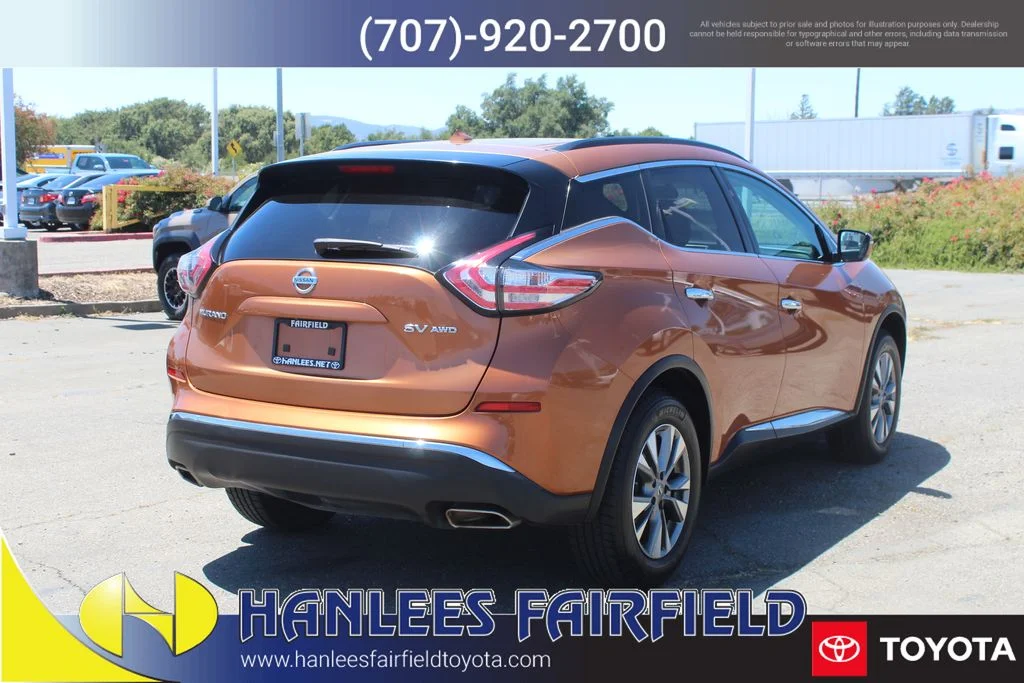 Used 2015 Orange Nissan SV image 7