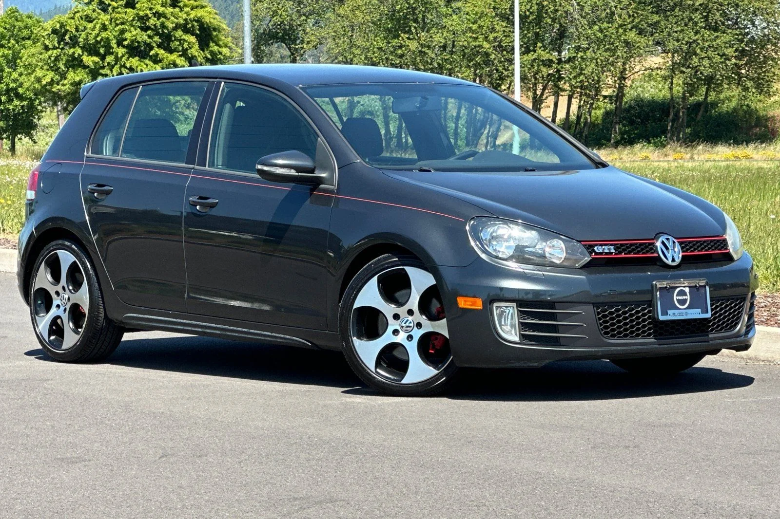2013 Volkswagen Golf GTI's photo
