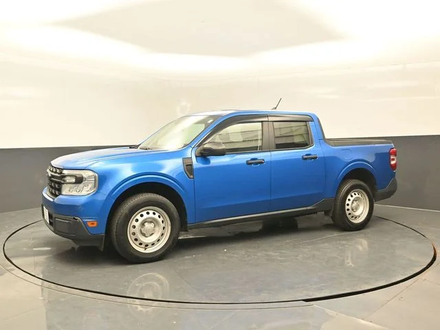 Certified Used 2022 Blue Metallic Ford XL image 4