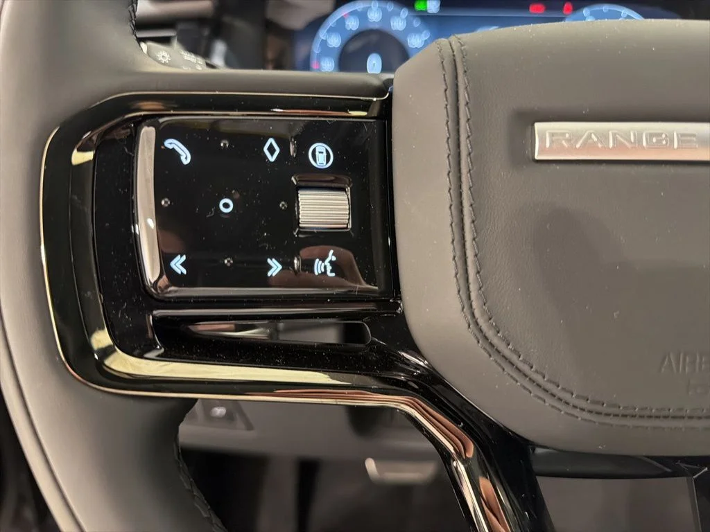New 2026  Land Rover P250 Base image 12