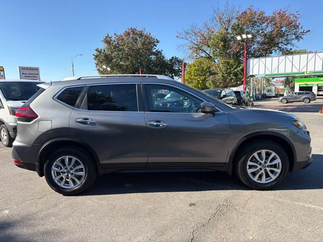 Used 2019 Gray Nissan SV image 4
