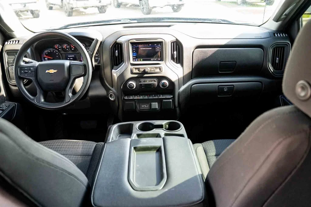 Used 2022 Gray Chevrolet Custom image 20